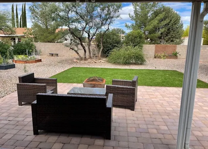 Vista Retreat - Country Club Estates